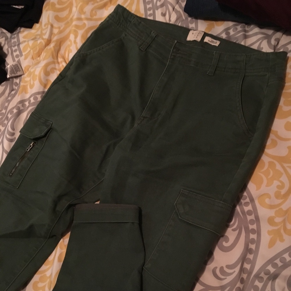Utility pants - Picture 2 of 3